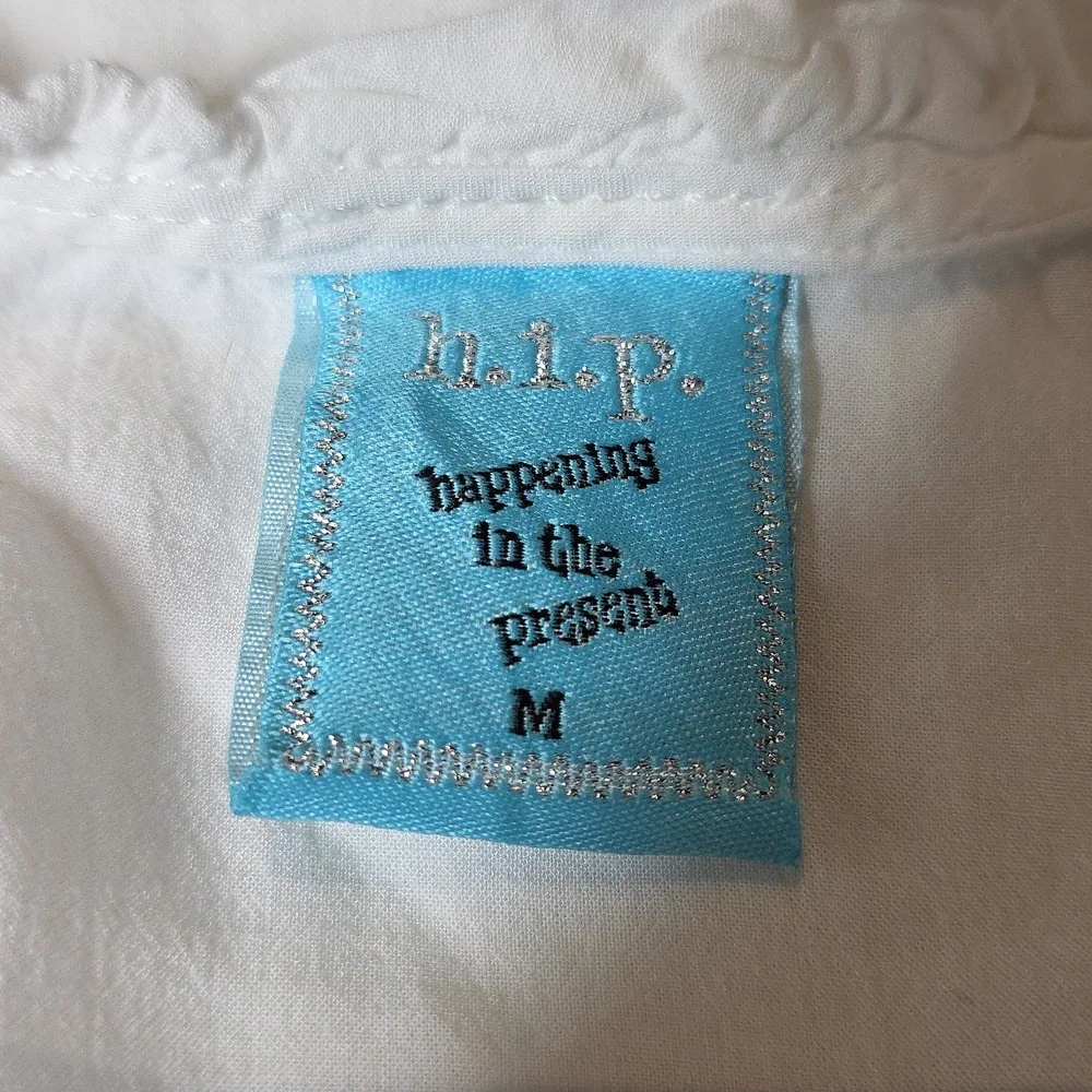 h.i.p. happening in the present White Sleeveless Relaxed Tank Top Size Medium - Picture 5 of 6